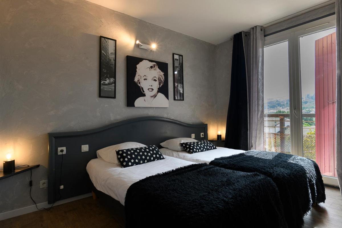 Logis Hotel Restaurant Le Castel Fleuri 생-장-앙-로양 외부 사진