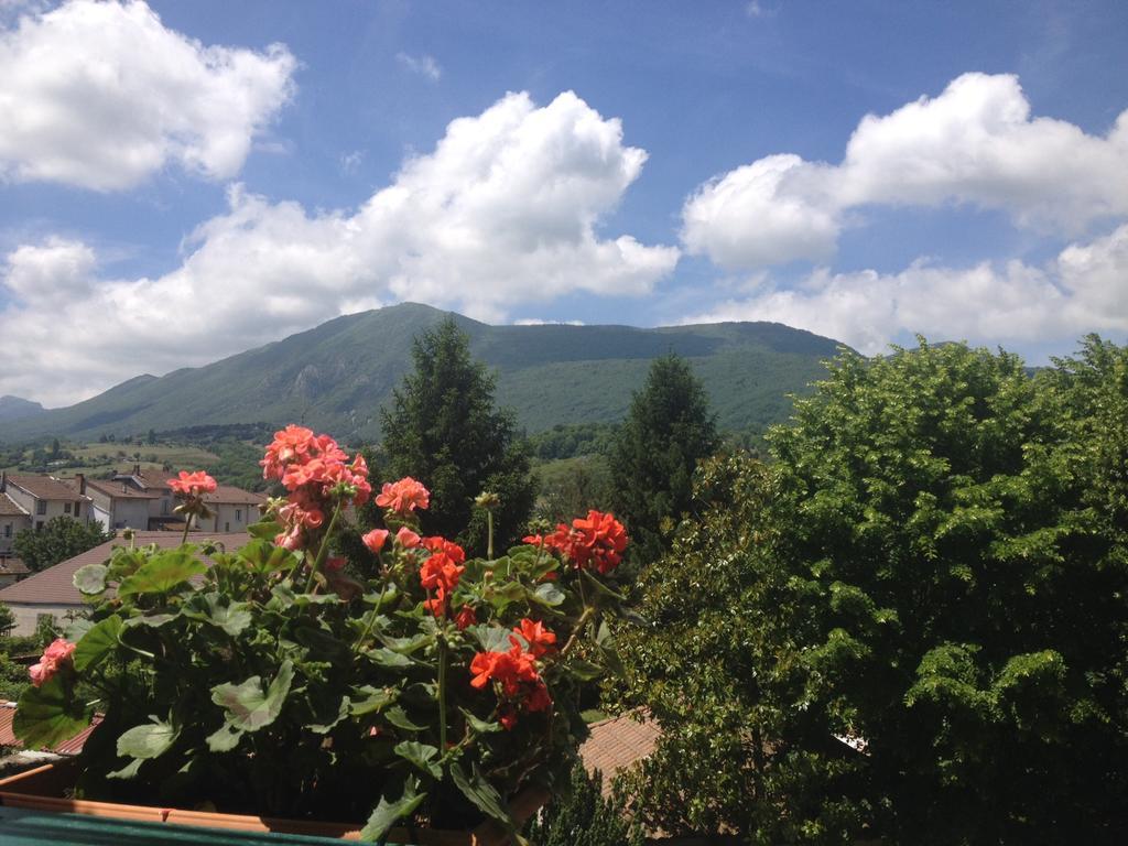 Logis Hotel Restaurant Le Castel Fleuri 생-장-앙-로양 외부 사진