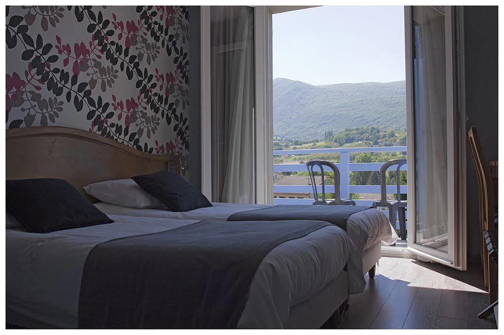 Logis Hotel Restaurant Le Castel Fleuri 생-장-앙-로양 외부 사진