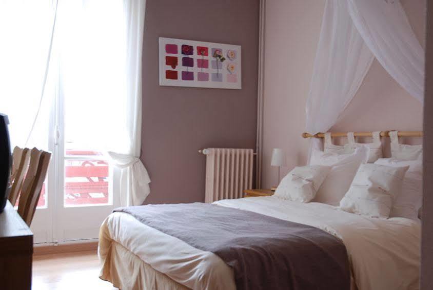 Logis Hotel Restaurant Le Castel Fleuri 생-장-앙-로양 외부 사진