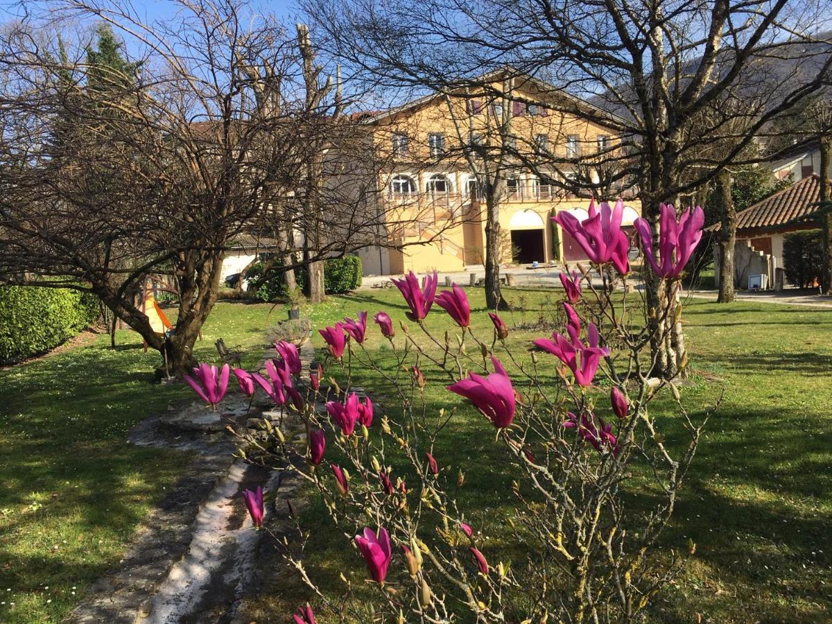 Logis Hotel Restaurant Le Castel Fleuri 생-장-앙-로양 외부 사진